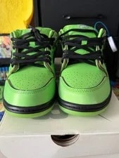 Size 9 - Nike SB Dunk Low X Powerpuff Buttercup 2