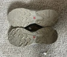 Size 10.5 - Salomon XT-6 Ghost 2