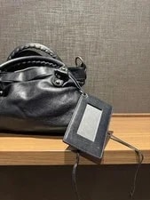 Balenciaga City First 3