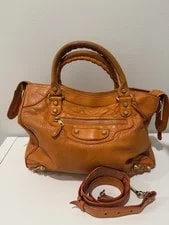 Balenciaga — HTF Distressed Balenciaga City Velo in — Handbag — resale