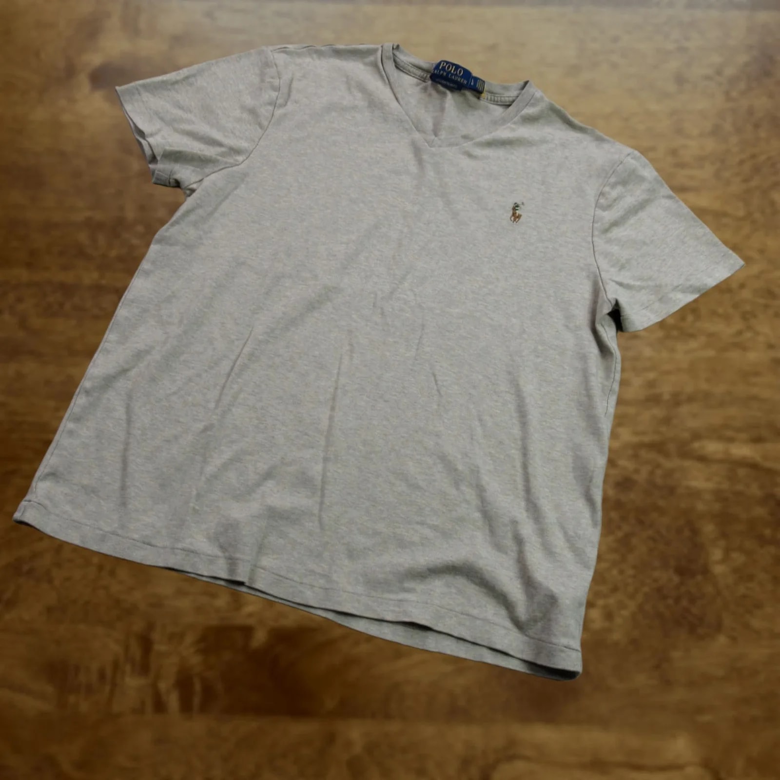 Polo Ralph Lauren — Polo Ralph Lauren Shirt Large Custom Slim Fit V Neck Short Sleeve — streetwear — resale