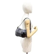 Fendi Baguette Embroidered Detail 3