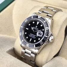 Rolex 16610 Submariner Date “Swiss Only” 40mm 1999 A Serial 3