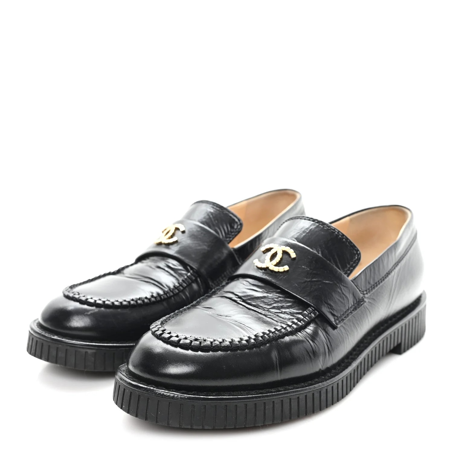 Shiny Crumpled CC Mocassin 4