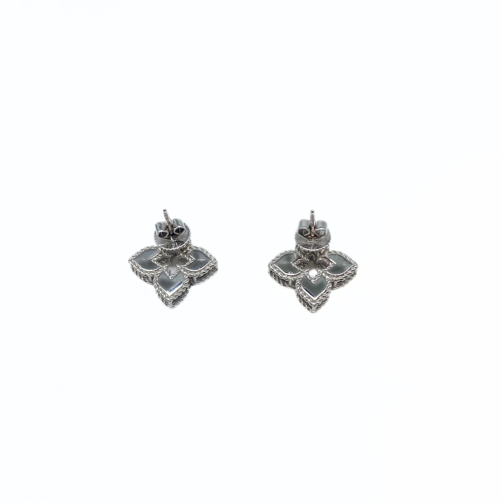 Roberto Coin Venetian Princess and Finish Flower Stud 3