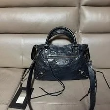 Balenciaga le City Official 3
