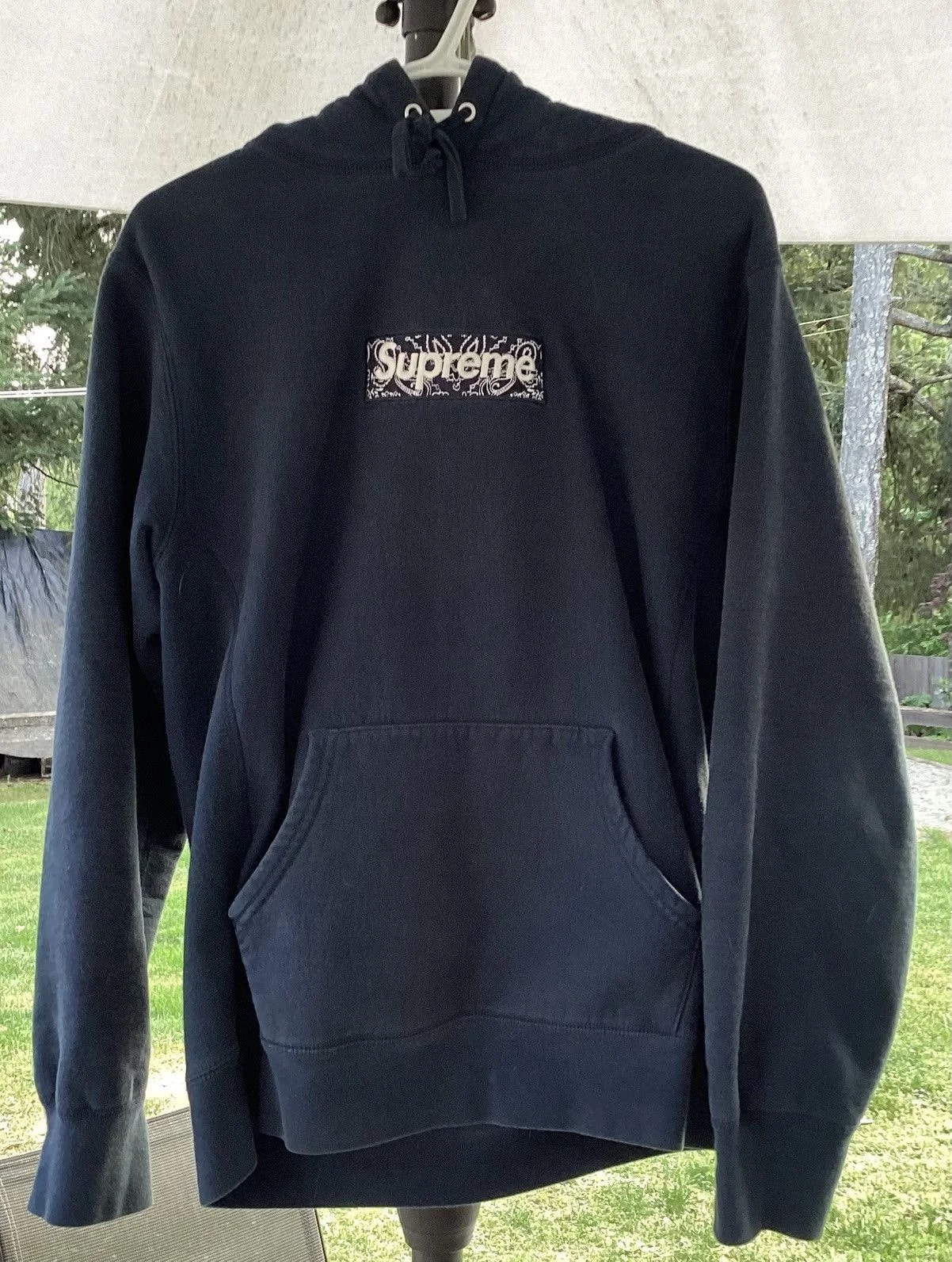 Supreme — Supreme Banada Box Logo Hoodie — streetwear — resale