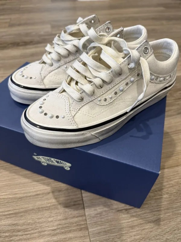 Vans — Pearlized OTW Marshmallow Vans — Sneaker — resale