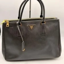 Prada — Prada Galleria Large , With #Qygbul — Handbag — resale