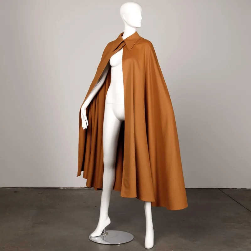 Emanuel Ungaro — 1970s Emanuel Ungaro Parallèle Paris Cape Coat Jacket — Clothing — resale