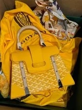 $7120 Goyard Saigon Top Handle With 2