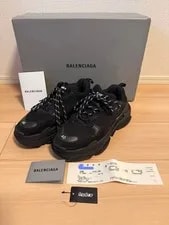 Balenciaga — 8.5US Balenciaga Shibuya Seibu Purchase Triple S 40 Limited Edition Vhtf des — Sneaker — resale