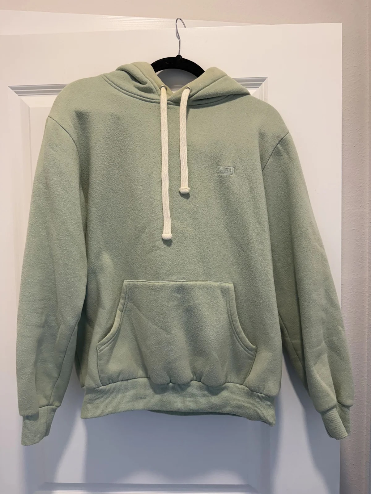 KITH — Kith Sweatshirt — streetwear — resale