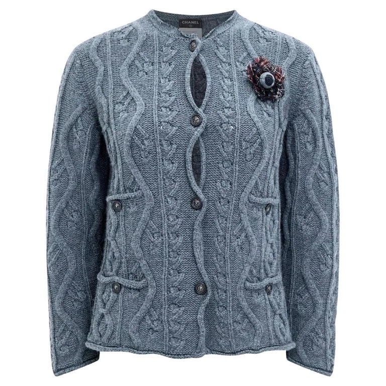 Chanel — Chanel Paris / Edinburgh CC Buttons Jacket With Brooch 40 FR — Jewelry — resale