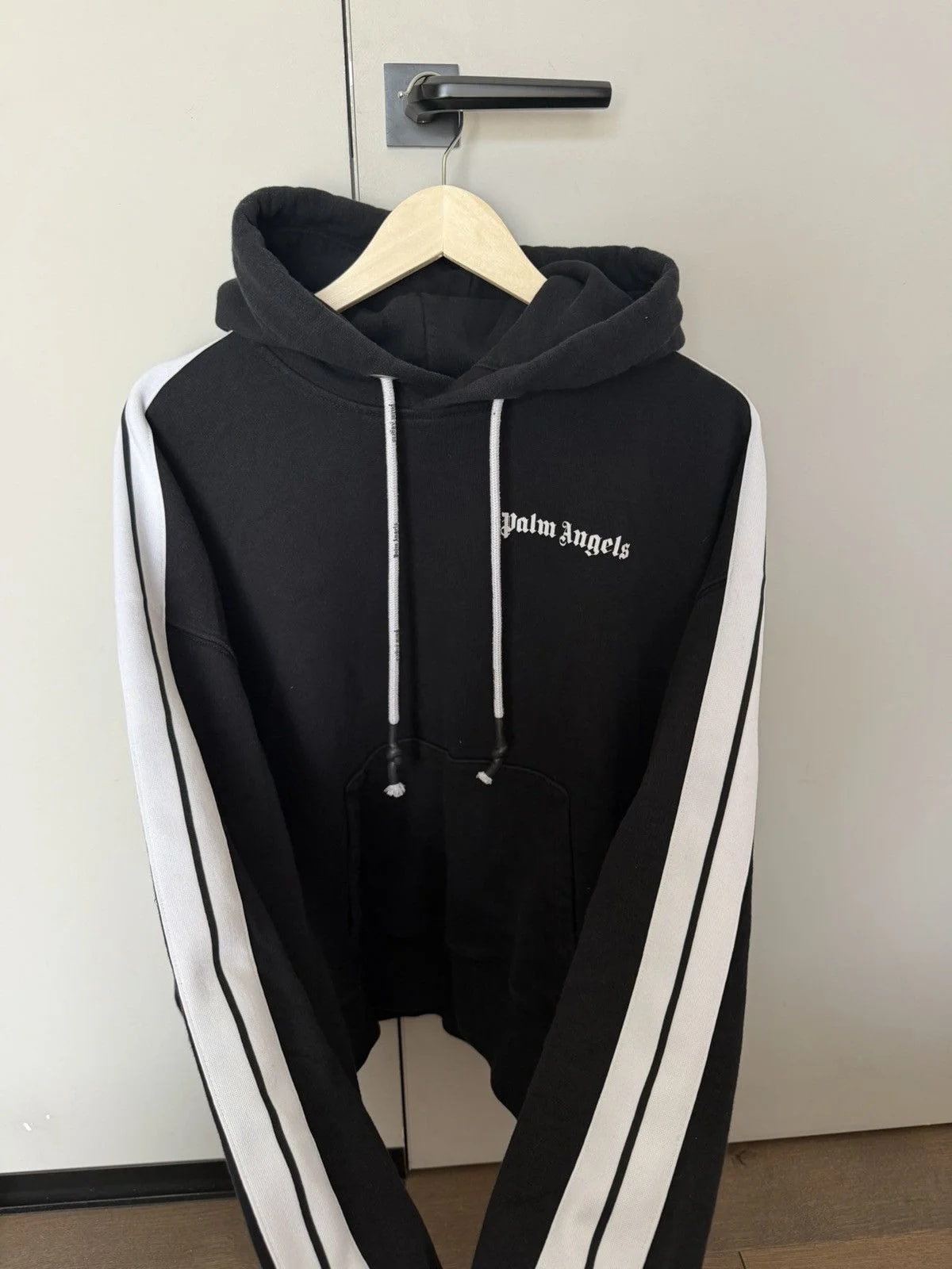 Palm Angels — Palm Angels Basic Hoodie — streetwear — resale