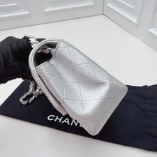 Chanel Classic Flap Chain Crossbody Classic 4