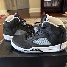 Air Jordan — Air Jordan 5 Retro Oreos — Sneaker — resale