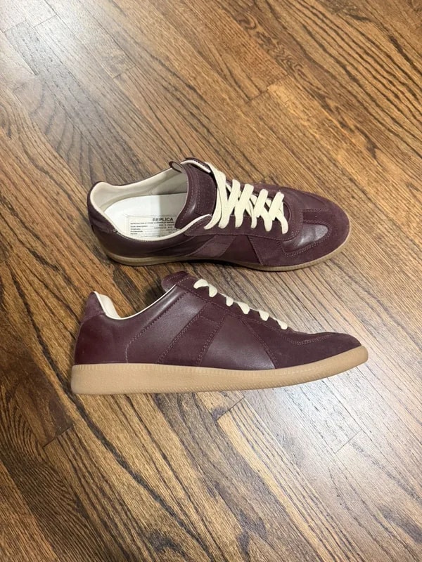 Maison Margiela — Maison Margiela GAT Replica Deep — Sneaker — resale
