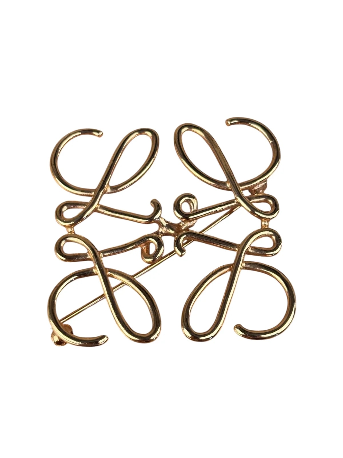 Loewe Brooch 3