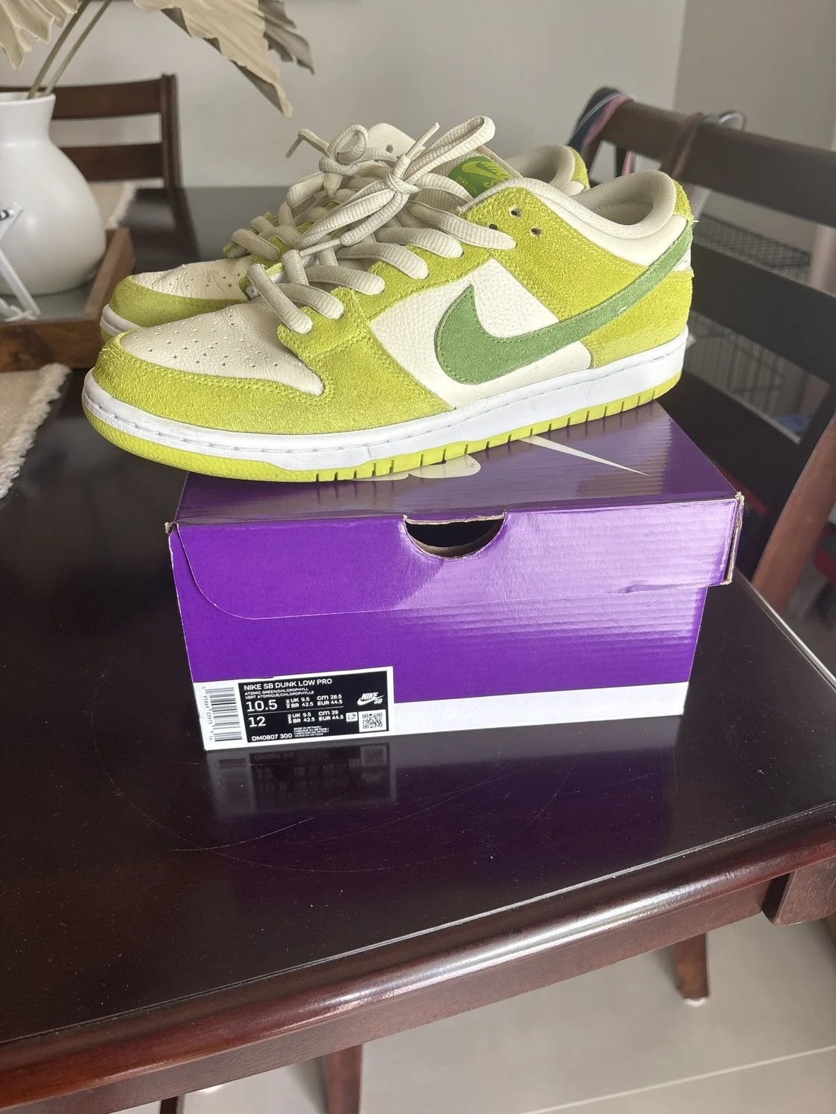 Nike SB — Nike Sb Dunk Low “Sour Apple” — Sneaker — resale