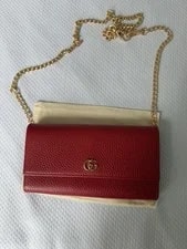Gucci — Gucci GG Marmont Long Wallet Snap Closure. Zip Interior. Excellent — Handbag — resale