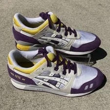 Asics — Asics Gel Lyte III - 11 - - H305N — Sneaker — resale