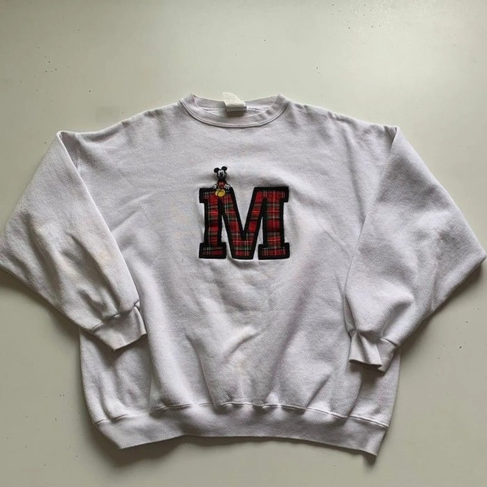 90s Mickey Mouse Disney Cartoon Crewneck XL — streetwear — resale