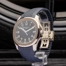 Patek Philippe Aquanaut 5168G Blue | 2021 | White Gold | Full Set 3