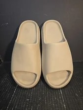Yeezy Slide Size 13 ’S Used in Good Condition With Box. 2