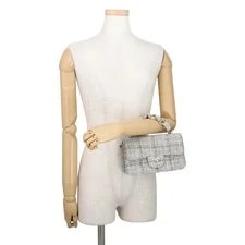 Chanel Matelasse Single Flap ChainShoulder Size 20 AS5670-B21... 4