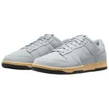 Dunk SE Low Gum - HQ1932-001 4
