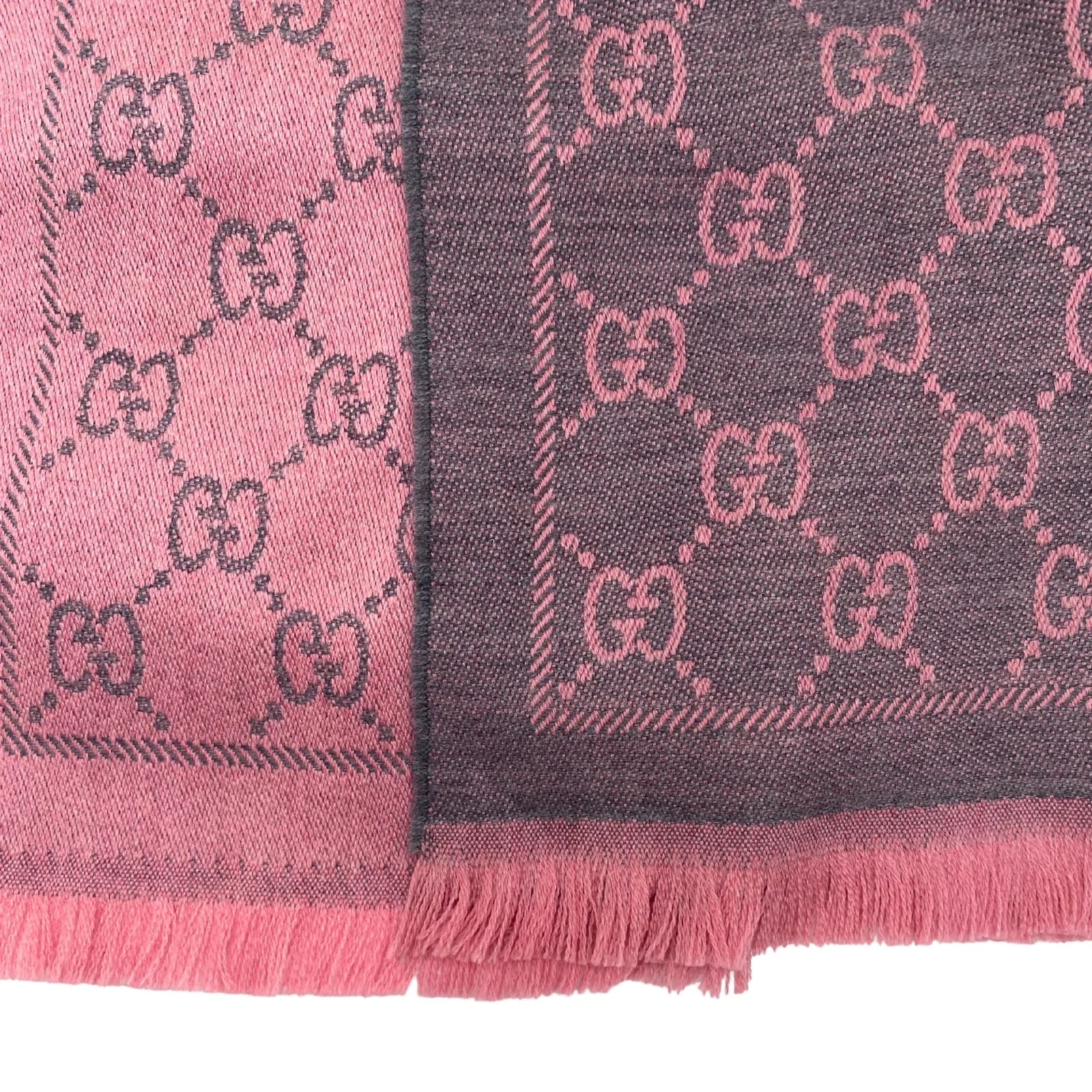 Gucci — Gucci and Shawl — Accessory — resale