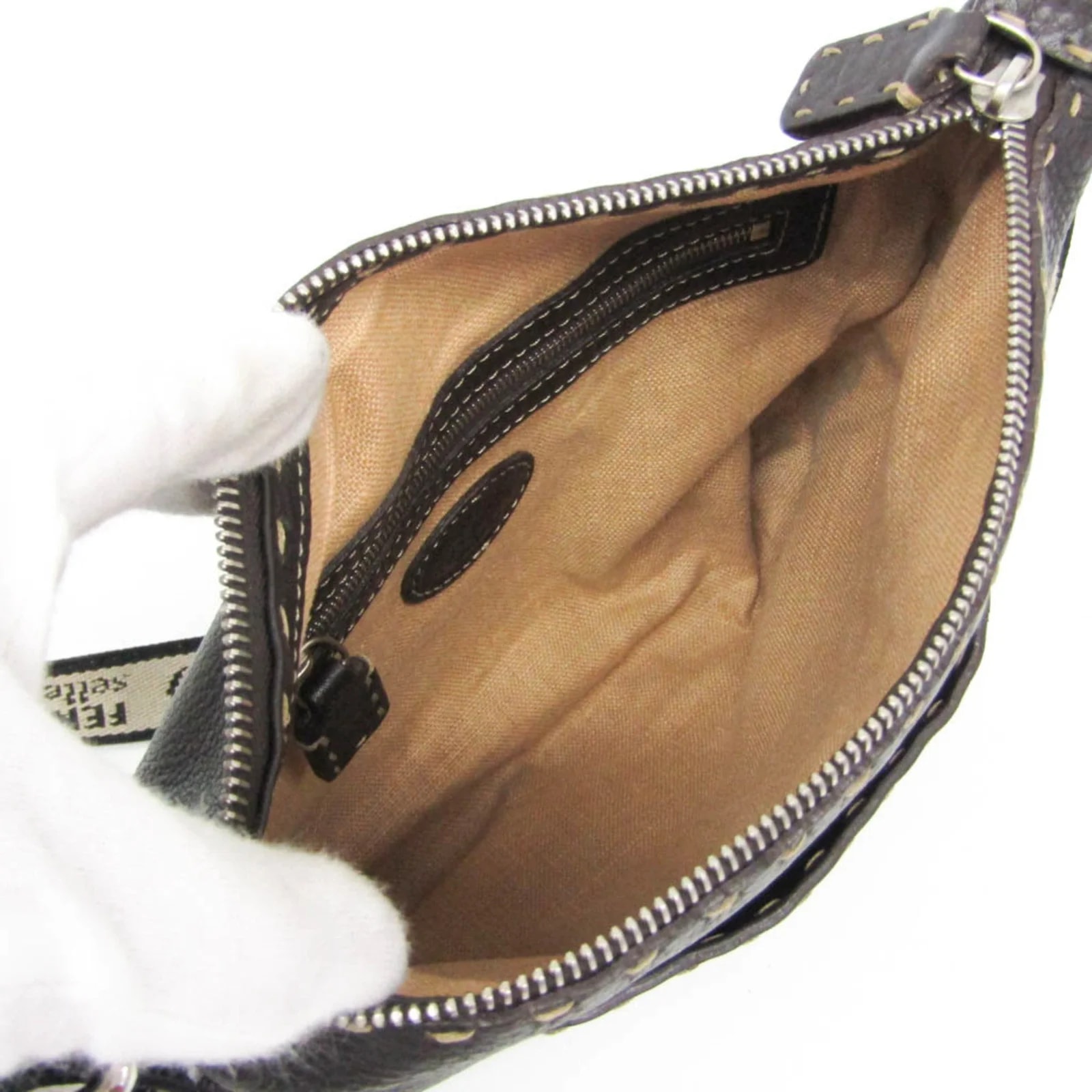 Fendi Zip Messenger 3