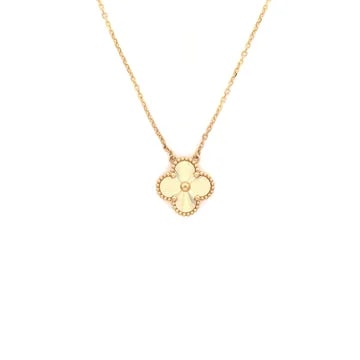 Alhambra Guilloche 18K Yellow Gold 2