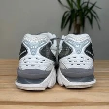 Size 7.5 - Aritzia X Asics Gel Kayano 14 de 3