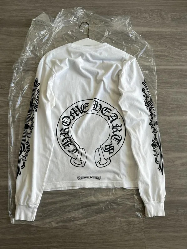 Chrome Hearts — Hearts Floral Horseshoe Long Sleeve T-Shirt — streetwear — resale
