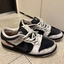 Nike SB — 9.5US Nike Sb Dunk Low Tightbooth — Sneaker — resale