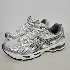 Asics Gel-Kayano 14 Size US 9 2