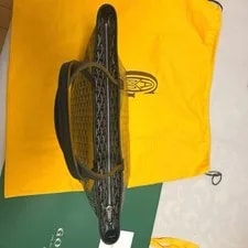 Goyard Artois Zip Hand Auth Tag Proof 4