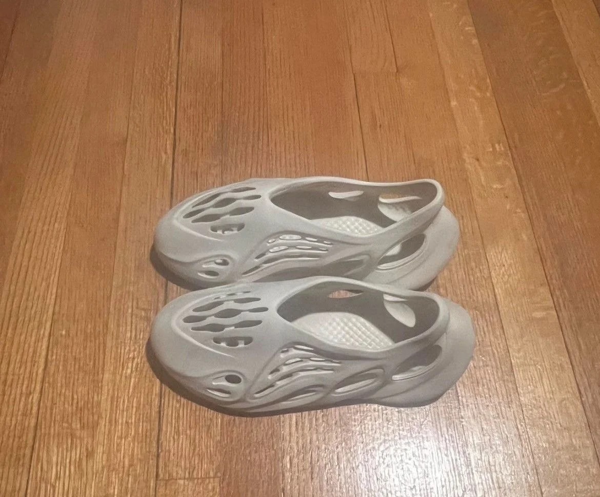 Yeezy — Yeezy Foam Rnnr “ ” — Sneaker — resale