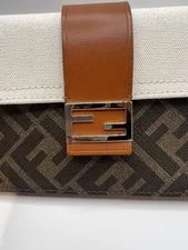Fendi Flat Baguette 4