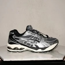 Asics — Asics Gel-Kayano 14 Unlimited Pack Carrier US 9 -- NO Insole — Sneaker — resale