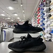 Yeezy 350 V2 (Lightly Worn + Replacement Box) 2