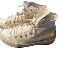 Converse — Converse Chuck Taylor High Top Stars and Size 4 ’s 6 — Sneaker — resale