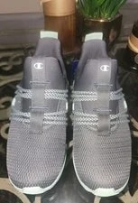 Champion — Champion Chase Brisk Slip-on / Mid Top Shoes 9 — Sneaker — resale
