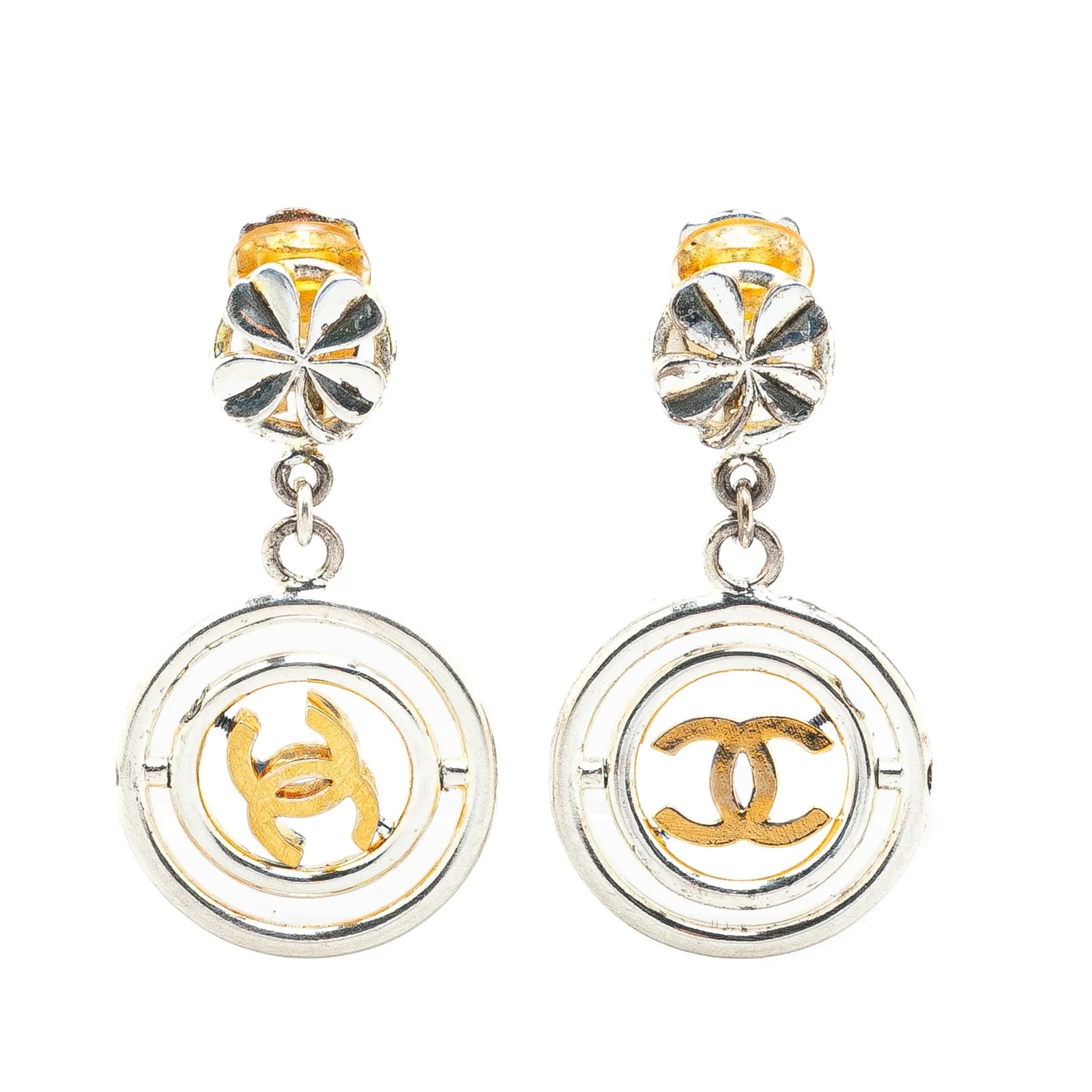 Chanel — Clover CC Drop Clip on — Jewelry — resale