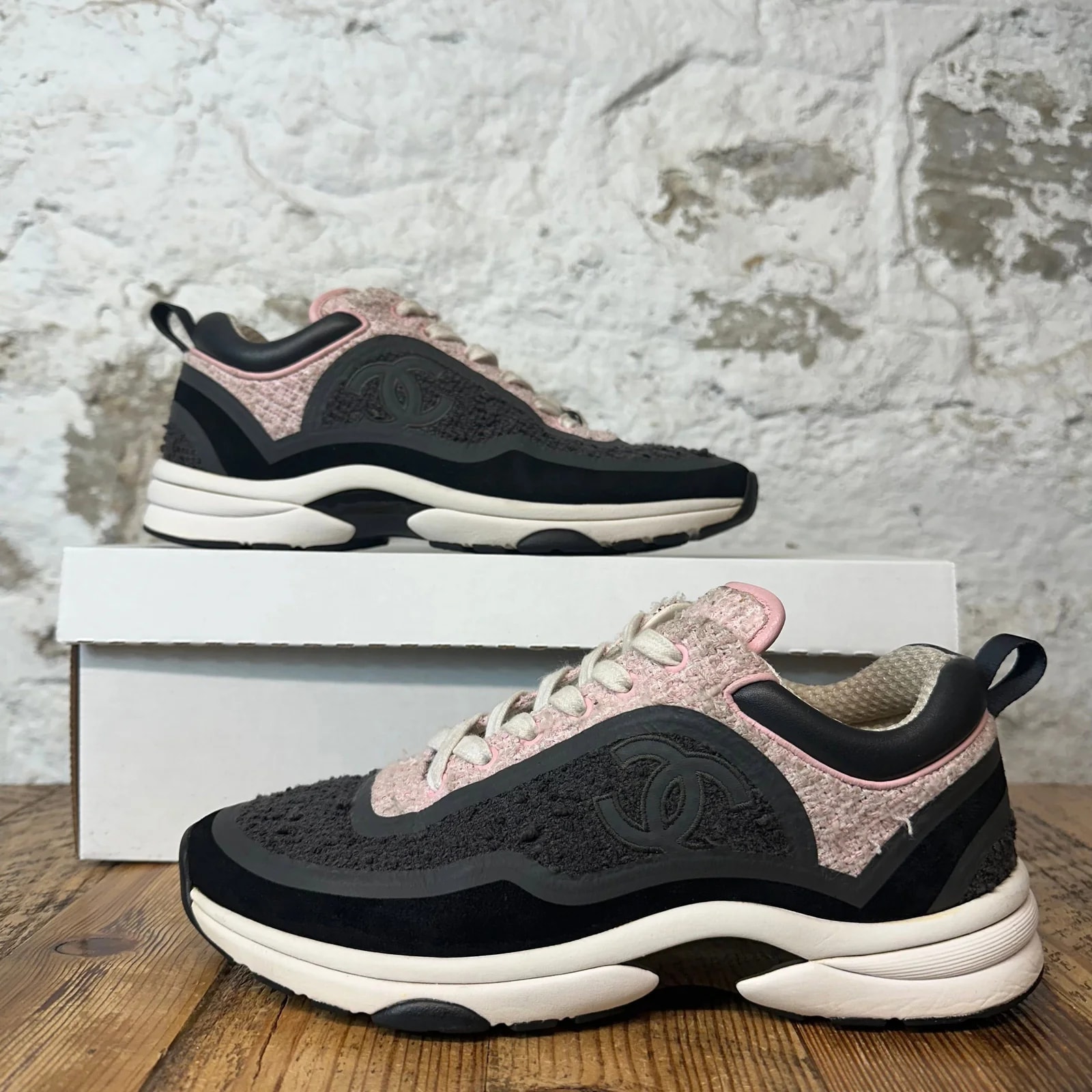 Chanel — Chanel CC Sz 6.5 (39) — Sneaker — resale