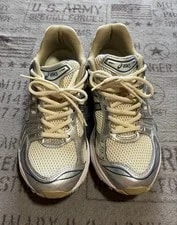 Asics Gel-Kayano 14 / / Running Shoes 2