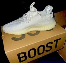 Yeezy Boost 350 v2 - Size 12 - Triple - Worn Once 2