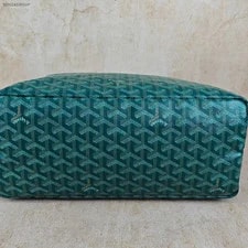 Goyard Buckle Medium Fashion 4